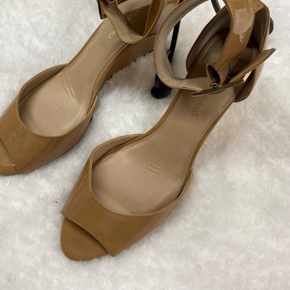 Chic Beige Arturo Chiang Wedges Size 9.5 - Picture 6 of 15